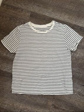 Old Navy White and Black Striped Tee